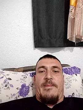 Snapshot of mayk18cm chatting on November 14, 2025, 9:40 pm mayk18cm online show from November 14, 2025, 9:40 pm