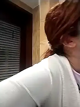 Snapshot of AriaRusso chatting on February 12, 2025, 12:37 am AriaRusso online show from February 12, 2025, 12:37 am