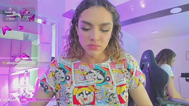 mariiahneedles online show from May 11, 2026, 9:23 pm