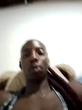 Snapshot of spicycouplex chatting on February 12, 2026, 3:17 am spicycouplex online show from February 12, 2026, 3:17 am