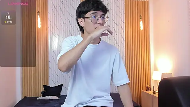 Snapshot of billie_jr chatting on November 30, 2025, 2:12 am billie jr online show from November 30, 2025, 2:12 am