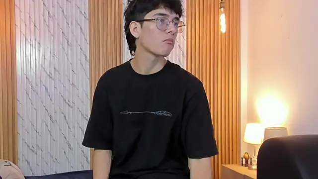 Snapshot of billie_jr chatting on November 25, 2025, 3:29 am billie jr online show from November 25, 2025, 3:29 am