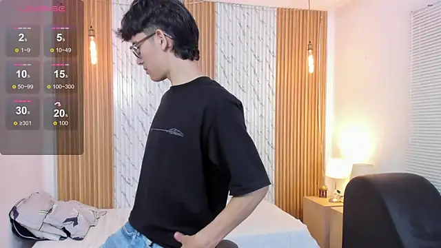 Snapshot of billie_jr chatting on November 12, 2025, 3:43 am billie jr online show from November 12, 2025, 3:43 am