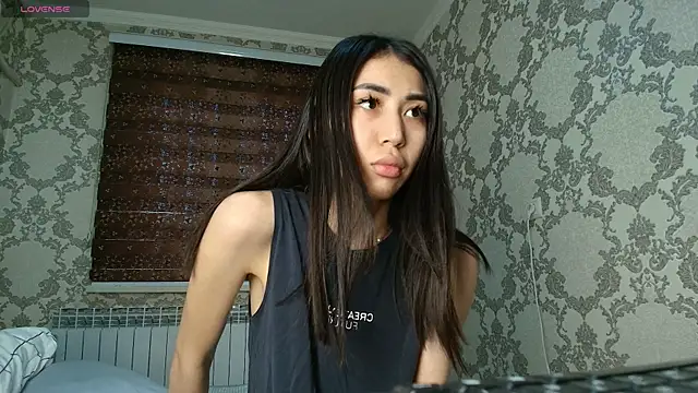 Homura Ayanami online show from February 19, 2026, 5:04 am