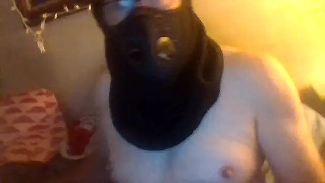 Snapshot of hornyrich69 chatting on March 14, 2025, 8:42 am hornyrich69 online show from March 14, 2025, 8:42 am