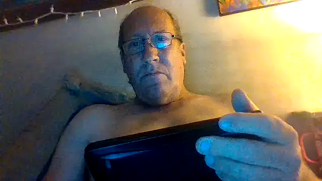 hornyrich69 online show from April 13, 2026, 5:44 am