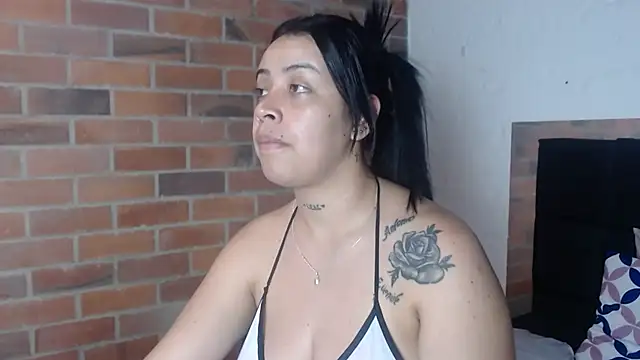 salome  hills1 online show from December 15, 2025, 8:25 pm