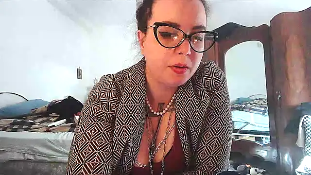 AliceBehind online show from March 27, 2026, 3:13 pm