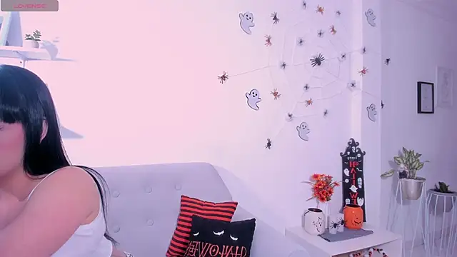 DannaHyde online show from October 27, 2025, 5:25 pm