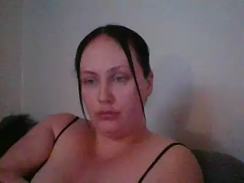 Snapshot of CurvyQueen2023 chatting on March 11, 2025, 9:59 pm CurvyQueen2023 online show from March 11, 2025, 9:59 pm