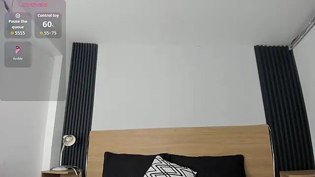 Chiqui milk  online show from October 31, 2025, 7:10 pm