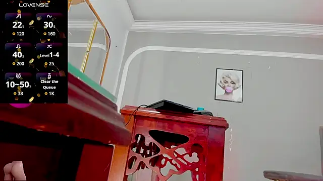 Jimena Grey online show from April 18, 2026, 3:31 am