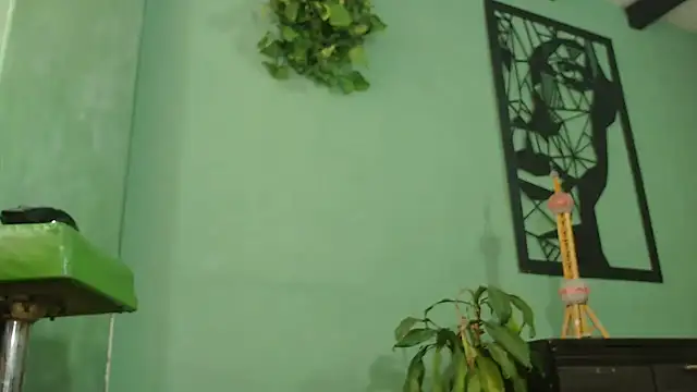 Snapshot of thirstymoonxx chatting on September 28, 2025, 6:59 pm thirstymoonxx online show from September 28, 2025, 6:59 pm