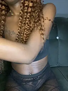 pretty maliah online show from February 17, 2026, 9:34 pm