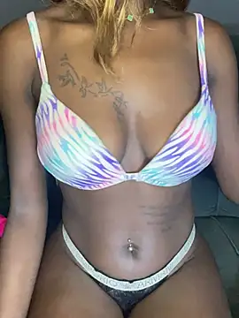 pretty maliah online show from February 5, 2026, 10:27 pm