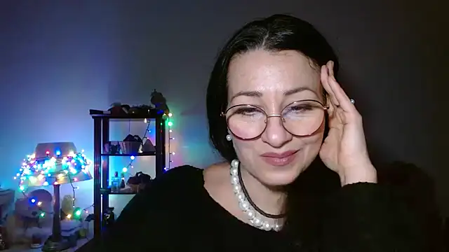 KeisyNeonX online show from February 8, 2026, 7:44 pm