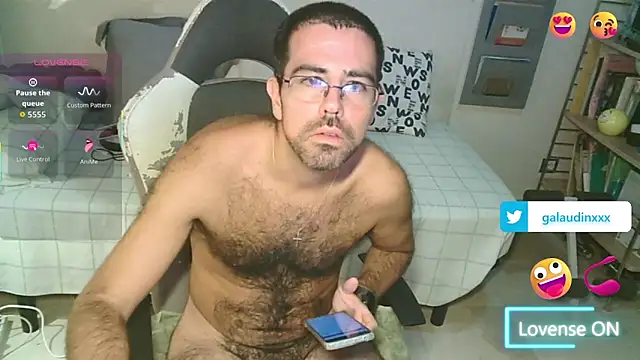 Snapshot of galaudin_3x_ chatting on October 21, 2025, 7:46 pm galaudin 3x online show from October 21, 2025, 7:46 pm