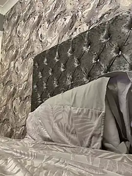 IrishTeenBarbie69 online show from February 25, 2025, 9:37 pm