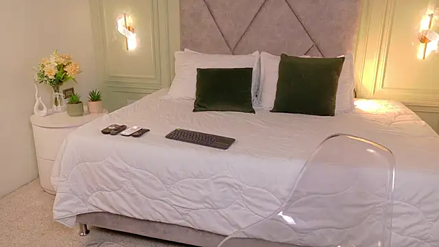  Miss Kimm online show from February 24, 2026, 12:06 pm