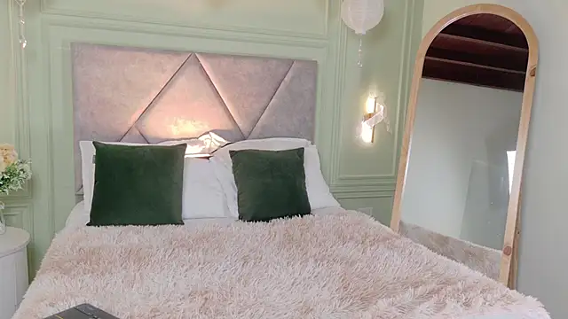  Miss Kimm online show from January 10, 2026, 12:00 pm