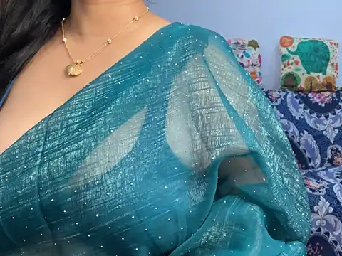 Snapshot of Aishwarya_101_ chatting on October 25, 2025, 9:48 pm Aishwarya 101 online show from October 25, 2025, 9:48 pm