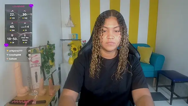 Cristal War online show from November 28, 2025, 9:48 pm