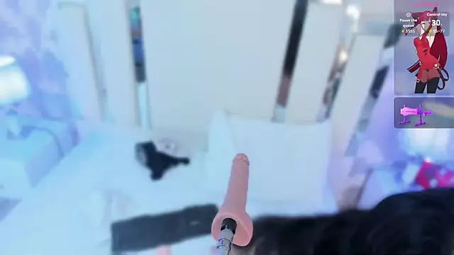 Snapshot of Miliaangeles chatting on November 25, 2025, 11:43 am Miliaangeles online show from November 25, 2025, 11:43 am