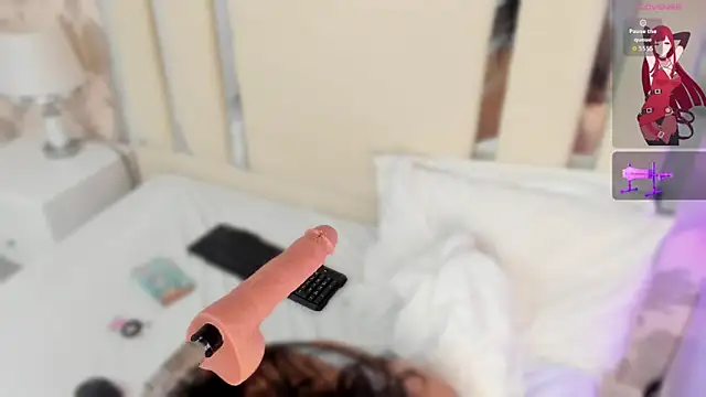 Snapshot of Miliaangeles chatting on December 3, 2025, 12:37 pm Miliaangeles online show from December 3, 2025, 12:37 pm