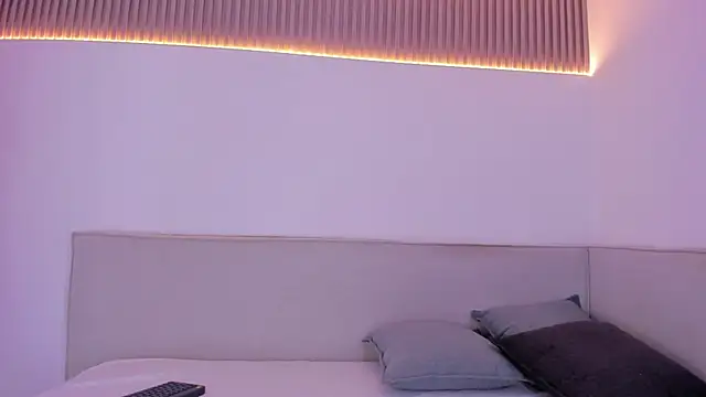 Snapshot of jasminehill_ chatting on February 5, 2026, 1:29 pm jasminehill online show from February 5, 2026, 1:29 pm