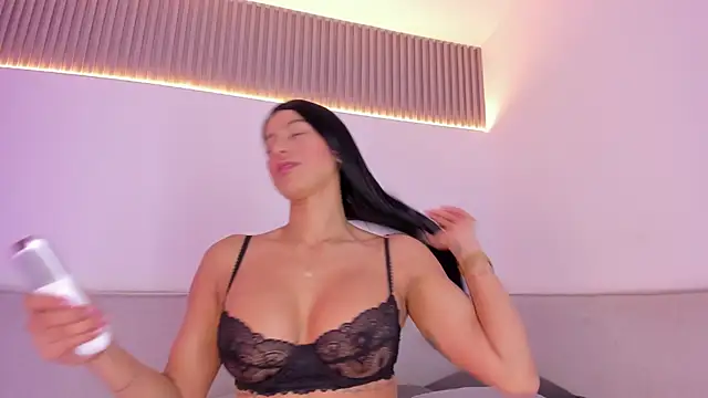 Snapshot of jasminehill_ chatting on December 22, 2025, 12:27 pm jasminehill online show from December 22, 2025, 12:27 pm