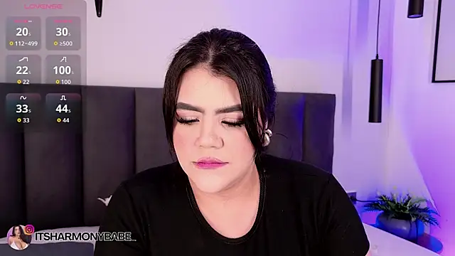 Harmonybabe  online show from April 11, 2026, 8:23 pm