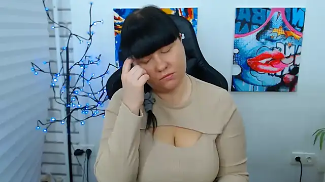 Snapshot of Sexy_MALIKKA chatting on December 3, 2025, 3:40 am Sexy MALIKKA online show from December 3, 2025, 3:40 am