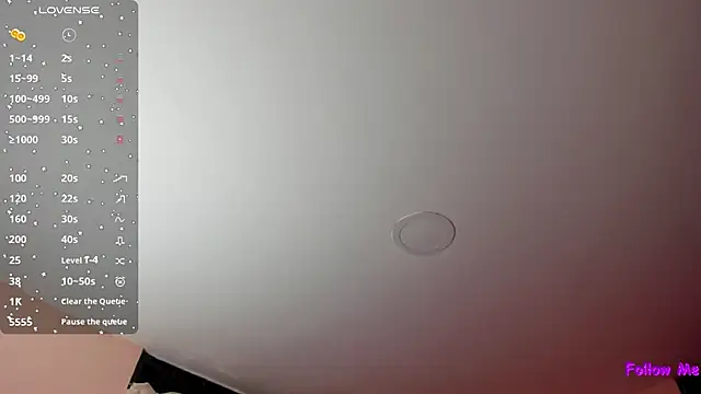 cherrycurvyyy online show from December 15, 2025, 7:20 pm