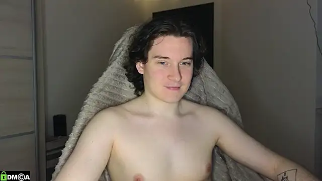 Snapshot of MoreRealAlex chatting on November 13, 2025, 10:02 pm MoreRealAlex online show from November 13, 2025, 10:02 pm