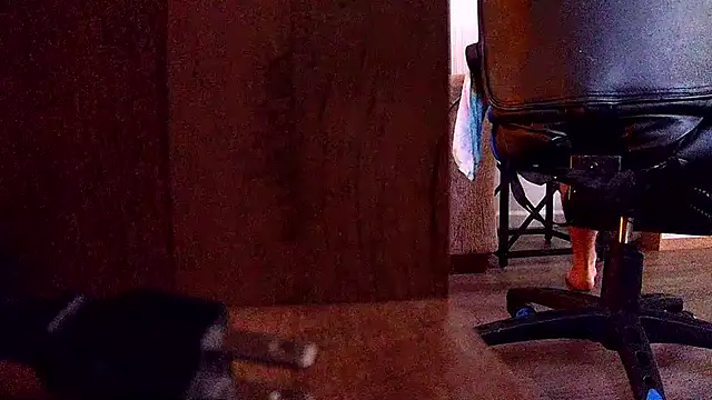 Snapshot of Nightlifecouple247 chatting on November 27, 2025, 5:19 am Nightlifecouple247 online show from November 27, 2025, 5:19 am