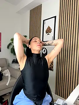 Snapshot of NattyFierros chatting on November 3, 2025, 7:06 pm NattyFierros online show from November 3, 2025, 7:06 pm