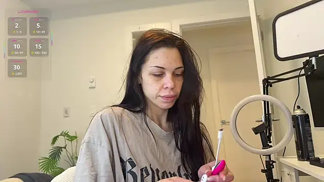 NattyFierros online show from March 23, 2026, 5:13 pm