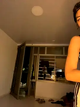 Snapshot of Boypolla11 chatting on October 30, 2025, 4:11 am Boypolla11 online show from October 30, 2025, 4:11 am