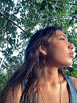 Snapshot of Boypolla11 chatting on December 3, 2025, 11:42 am Boypolla11 online show from December 3, 2025, 11:42 am