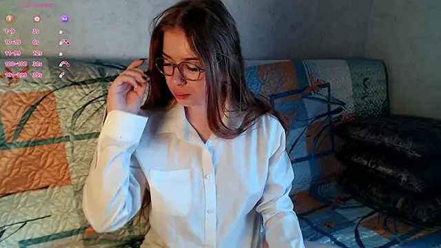 Snapshot of KatalinaAmore chatting on February 13, 2026, 5:13 pm KatalinaAmore online show from February 13, 2026, 5:13 pm