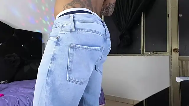 Snapshot of john_cartter1 chatting on March 20, 2025, 11:05 am john cartter1 online show from March 20, 2025, 11:05 am