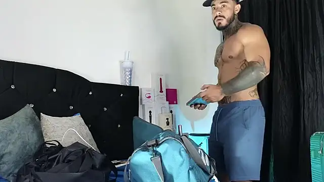 Snapshot of john_cartter1 chatting on September 14, 2025, 11:10 am john cartter1 online show from September 14, 2025, 11:10 am