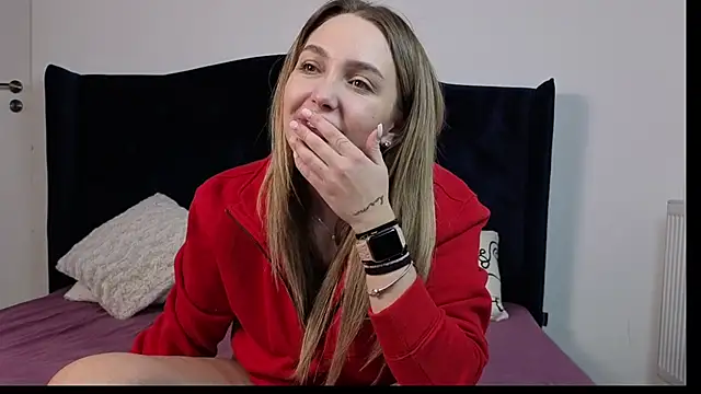 AnnaMaee online show from February 16, 2026, 9:02 pm