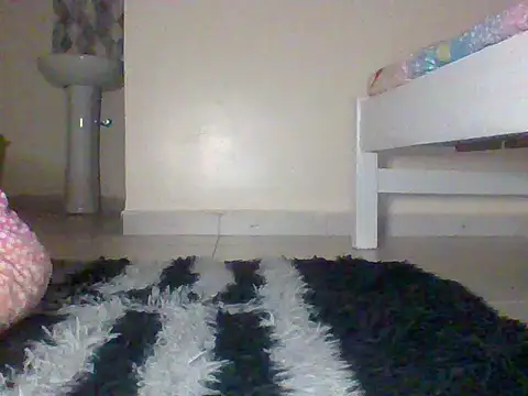 Fine baby0001 online show from May 15, 2026, 3:26 am