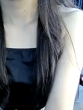 Snapshot of _Linez_ chatting on September 20, 2025, 5:29 pm Linez online show from September 20, 2025, 5:29 pm