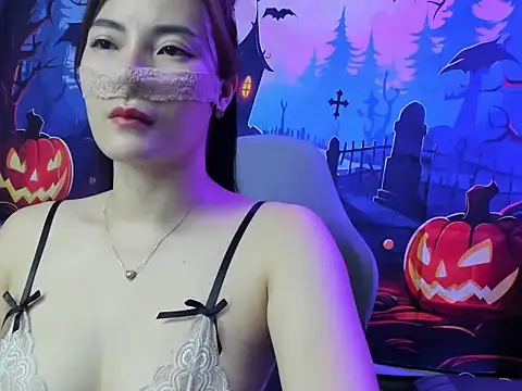 Snapshot of Sugar_lipsz chatting on October 16, 2025, 6:32 am Sugar lipsz online show from October 16, 2025, 6:32 am