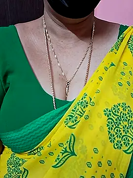 ananya956 online show from December 4, 2025, 6:56 am