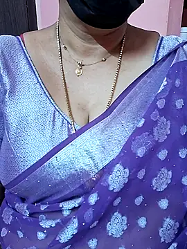 ananya956 online show from November 3, 2025, 5:23 am