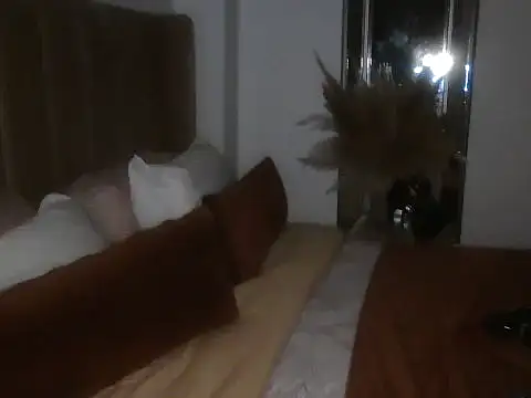 Snapshot of jasmineswetty6969 chatting on February 21, 2025, 9:43 pm jasmineswetty6969 online show from February 21, 2025, 9:43 pm