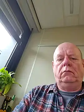 Snapshot of andrejoyfull64 chatting on January 6, 2025, 12:57 pm andrejoyfull64 online show from January 6, 2025, 12:57 pm